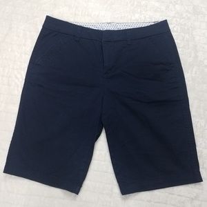 🍍JCP Navy Bermuda Shorts Sz 6